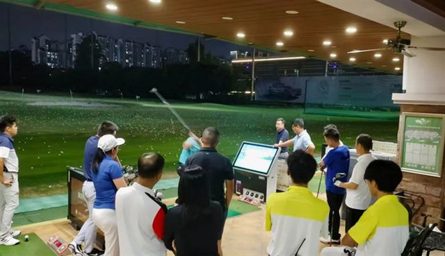 Y衡泰信推出数智化练习场教学练一体机尊龙凯时人生就是搏平台GOLFJO(图6)